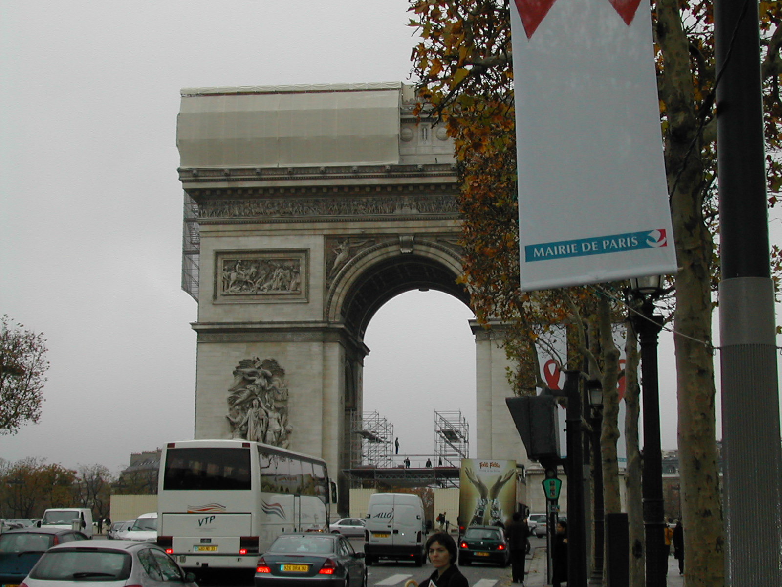 Arc de Triomphe under repair