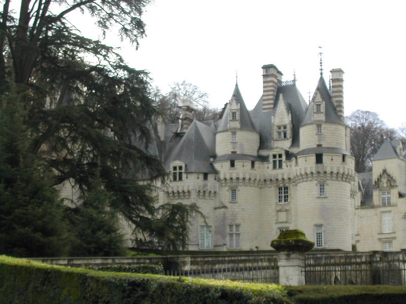 Usse - Sleeping Beauty Chateau