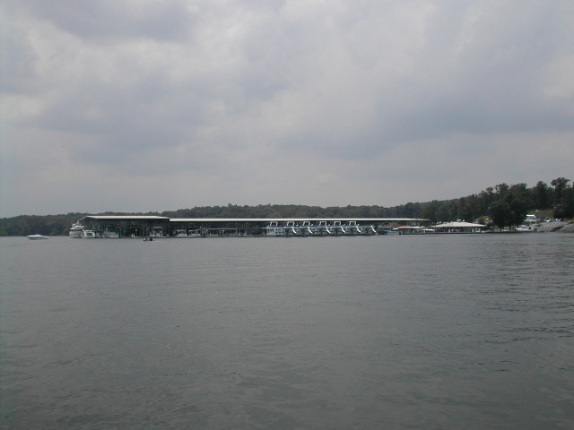 Houseboats.JPG